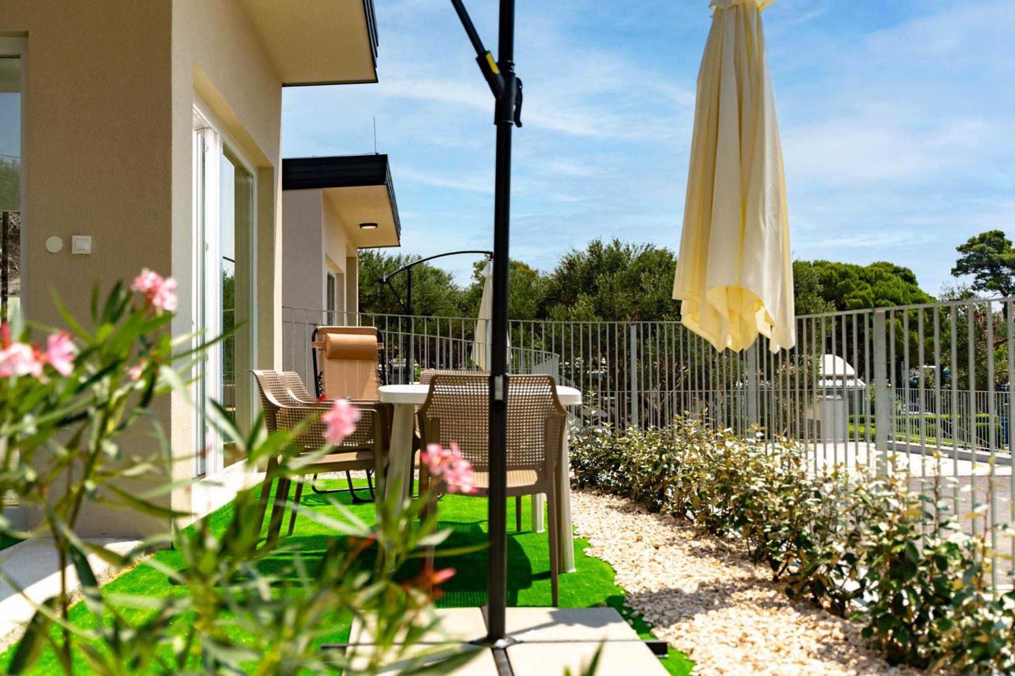 Arti Holiday Homes Banjol Pokoj fotografie