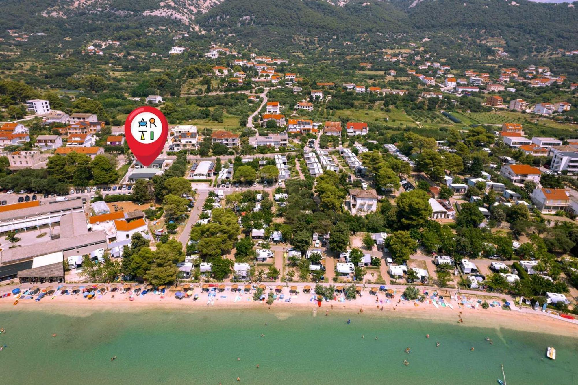 Arti Holiday Homes Banjol Exteriér fotografie